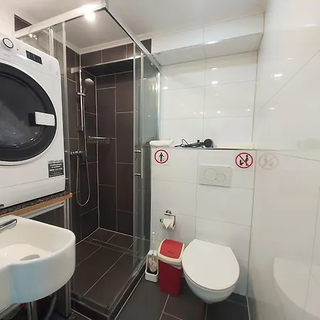 Mit Pool In Διαμέρισμα